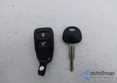 2008 Kia Spectra5 Sx from USA, damaged, VIN KNAFE161185015815